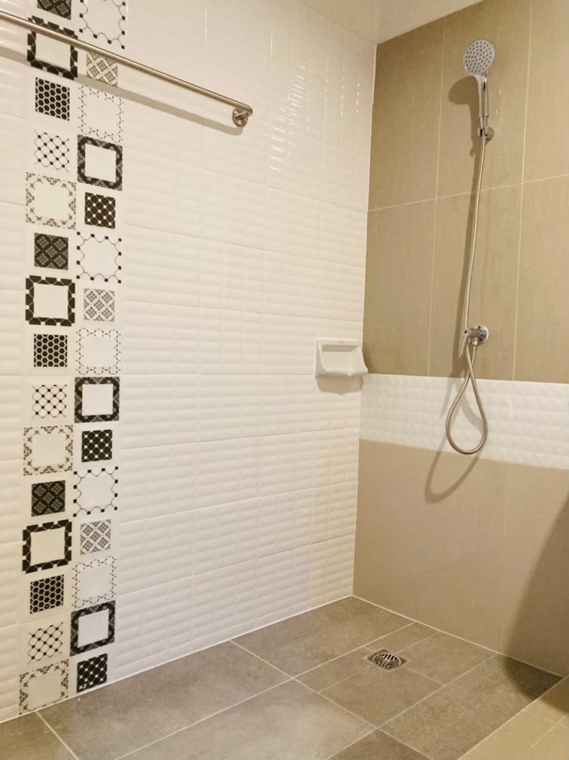 Renovated House 2-10