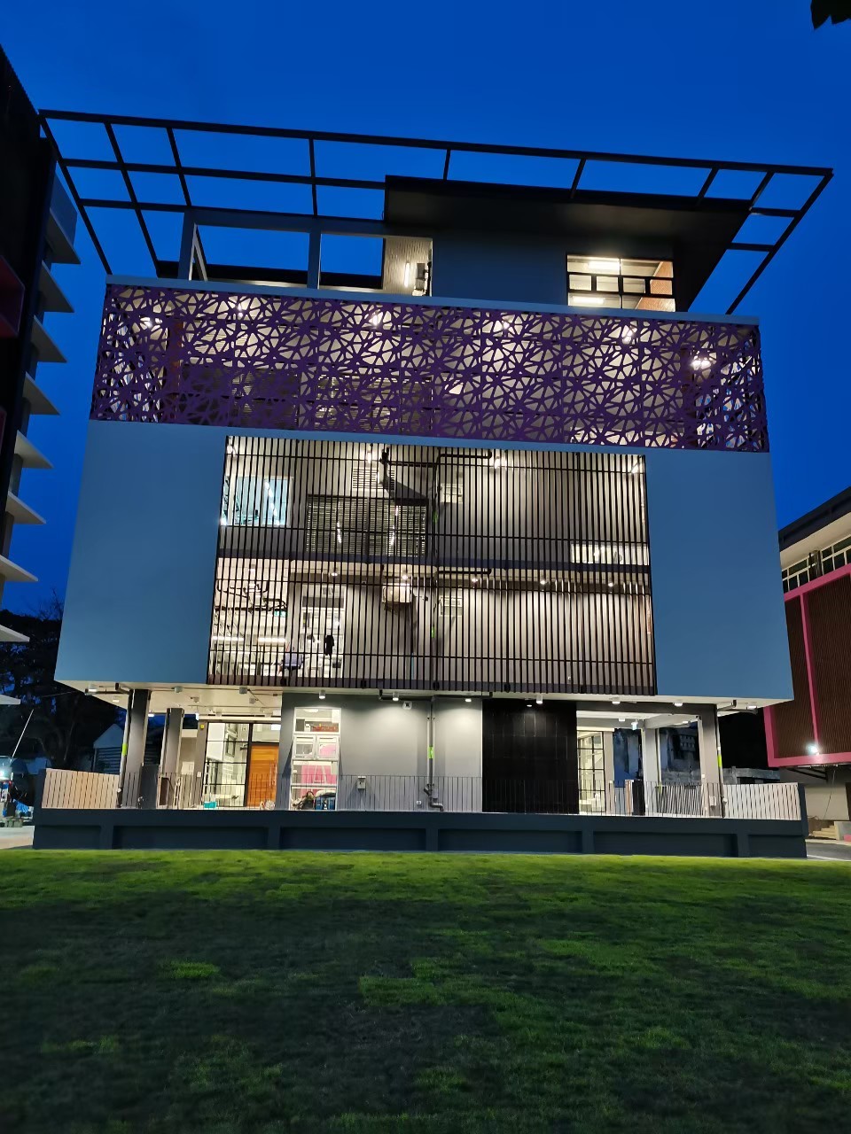 KASETSART UNIVERSITY 9